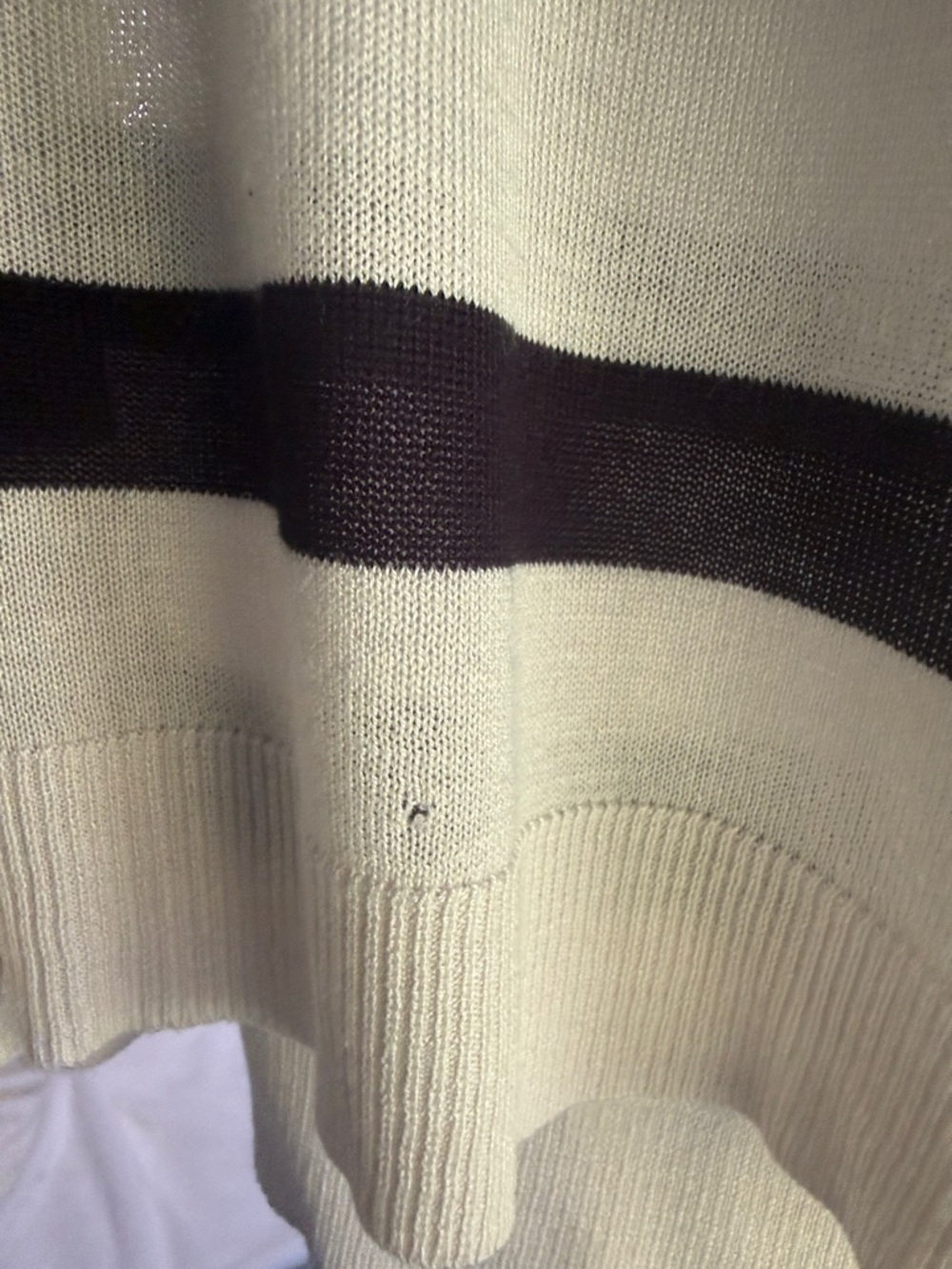 ZARA Long Sleeve Thin Knit Sweater Cream and Black Striped Size M GUC - Picture 14 of 14